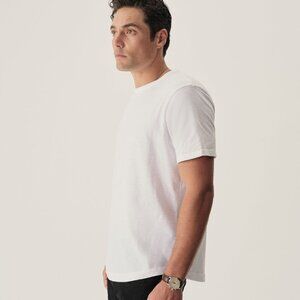 Buck Mason Slub Curved Hem Tee in White Size Large